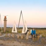 Honden aan zee in Nederland, adoptie hond uit Griekenland, hondenfotografie en blog op www.dogvision.be